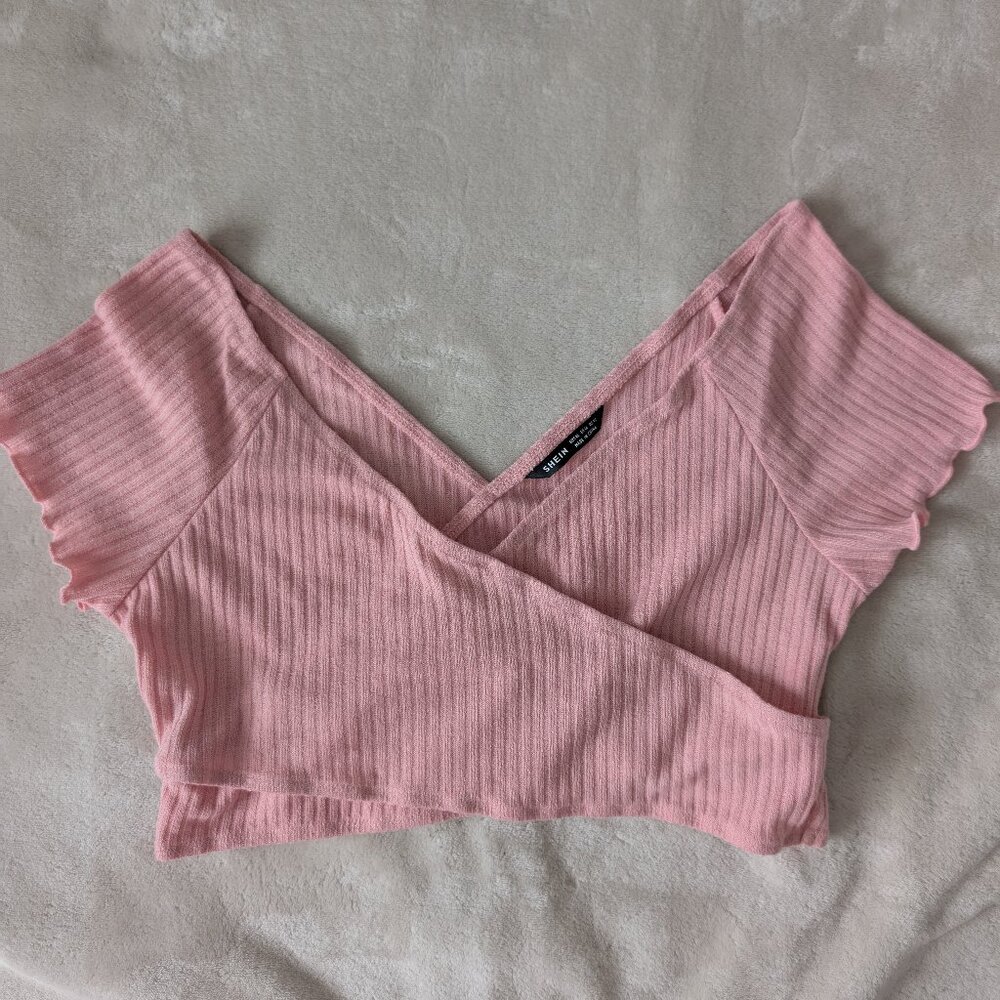3/$30 Pink Wraparound crop tee